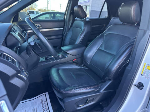 2018 Ford Explorer Sport