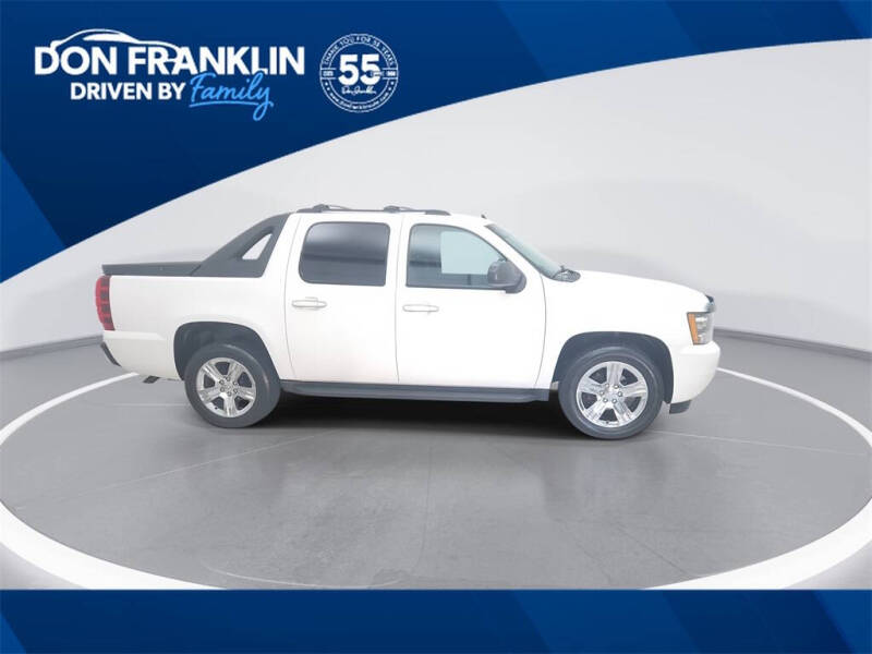 2011 Chevrolet Avalanche LS