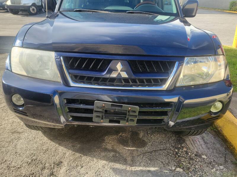 2003 Mitsubishi Montero for sale at 1st Klass Auto Sales in Hollywood FL