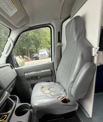2014 Ford E-350