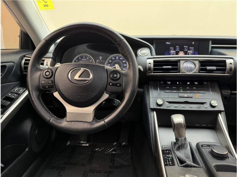 2015 Lexus IS 250