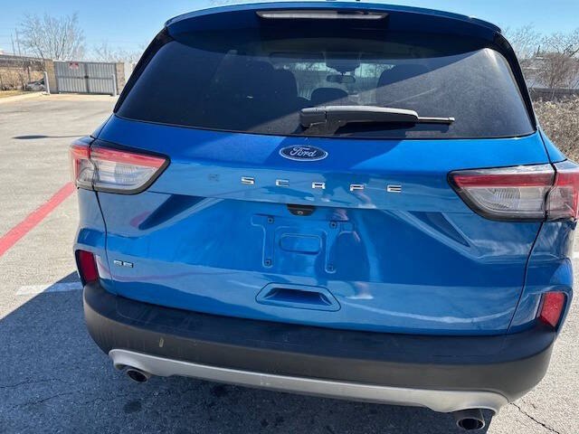 2021 Ford Escape SE