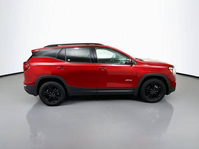 2024 GMC Terrain AT4