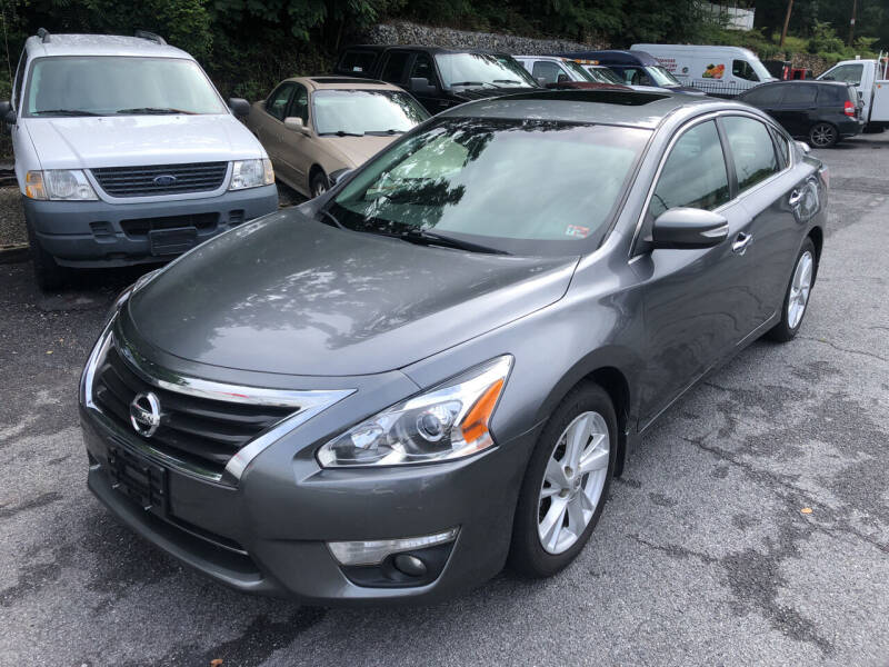 2014 Nissan Altima for sale at J & J Autoville Inc. in Roanoke VA