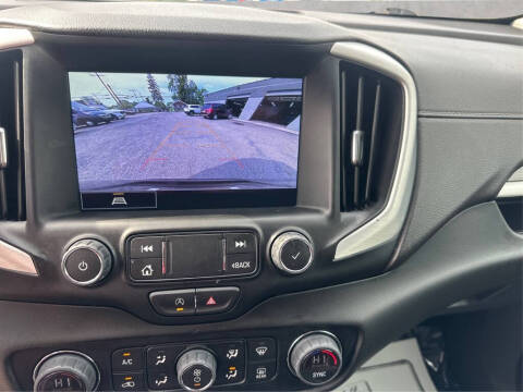 2023 GMC Terrain SLE