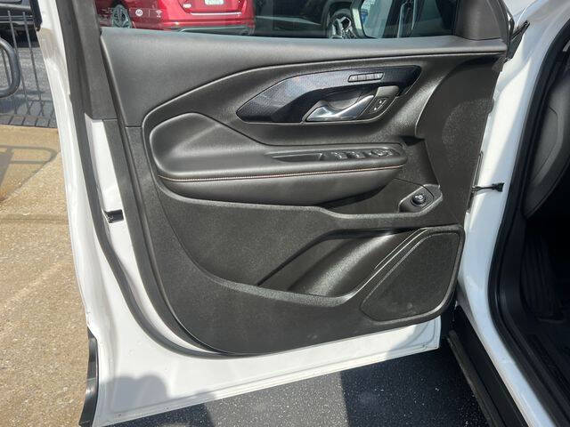 2023 GMC Terrain AT4