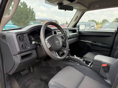 2008 Jeep Commander Sport