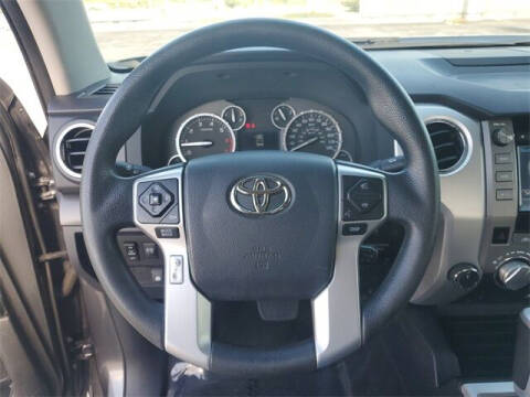 2017 Toyota Tundra SR5