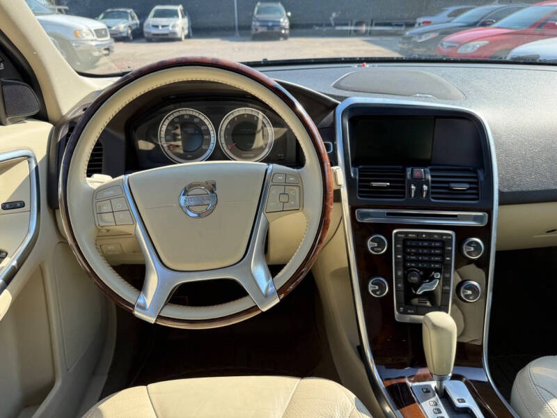 2012 Volvo XC60 3.2