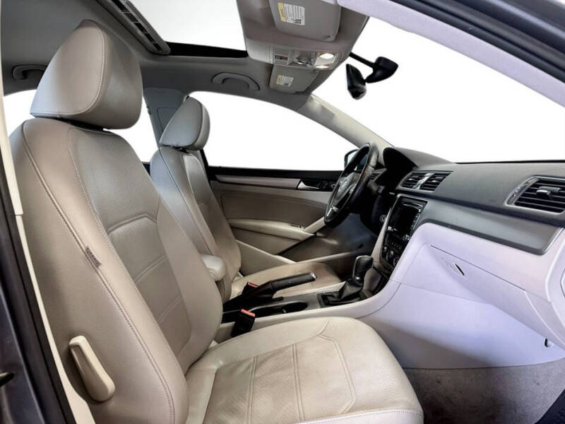 2014 Volkswagen Passat