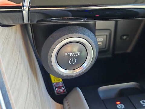 2023 Toyota Venza XLE