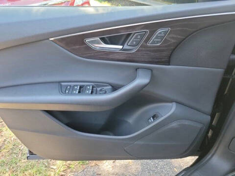 2021 Audi Q8 quattro Premium 55 TFSI