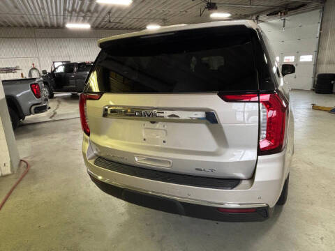 2022 GMC Yukon XL SLT