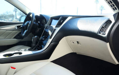 2021 Infiniti Q50 Luxe