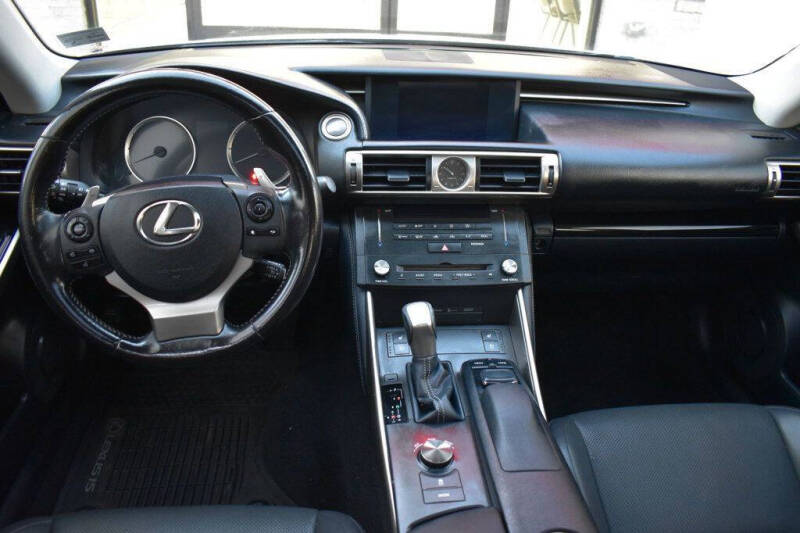 2016 Lexus IS 300