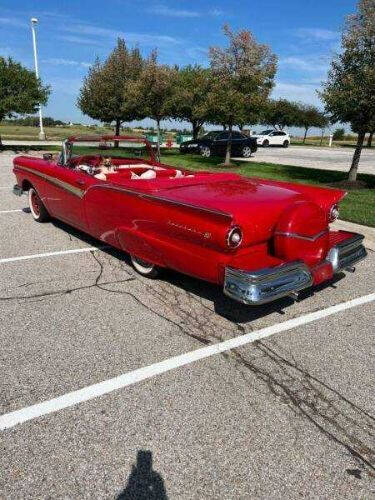 1957 Ford Fairlane 500