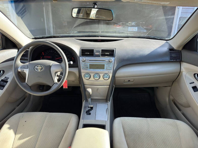 2009 Toyota Camry LE