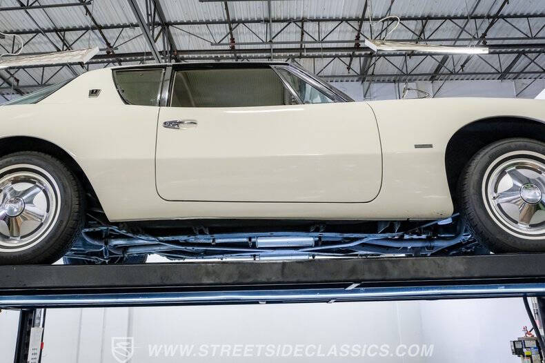 1963 Studebaker Avanti