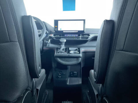 2025 Toyota Sienna XSE 7-Passenger