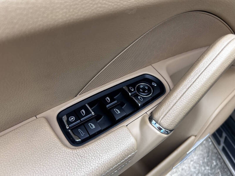 2013 Porsche Cayenne