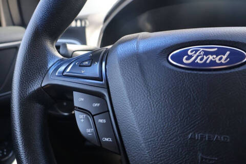 2016 Ford Edge SE