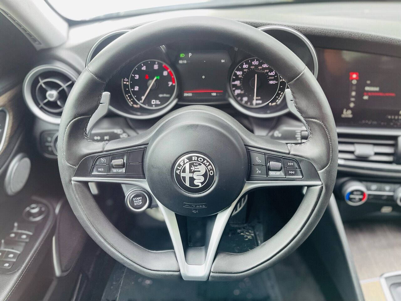 2017 ALFA ROMEO Giulia (952) Sedan - $17,495