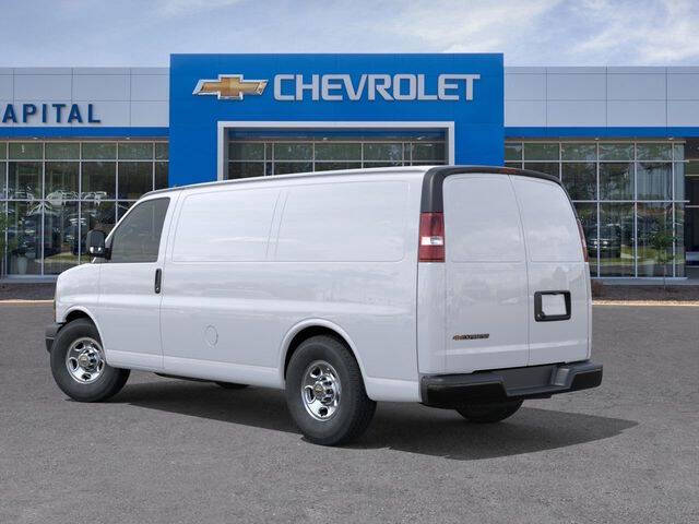 2025 Chevrolet Express 2500