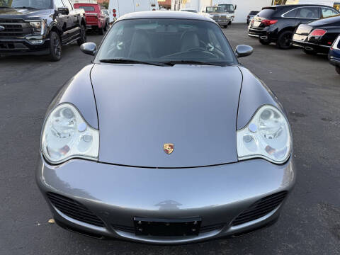 2004 Porsche 911 Carrera 4S