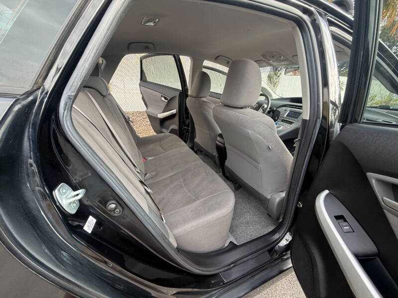 2014 Toyota Prius Two