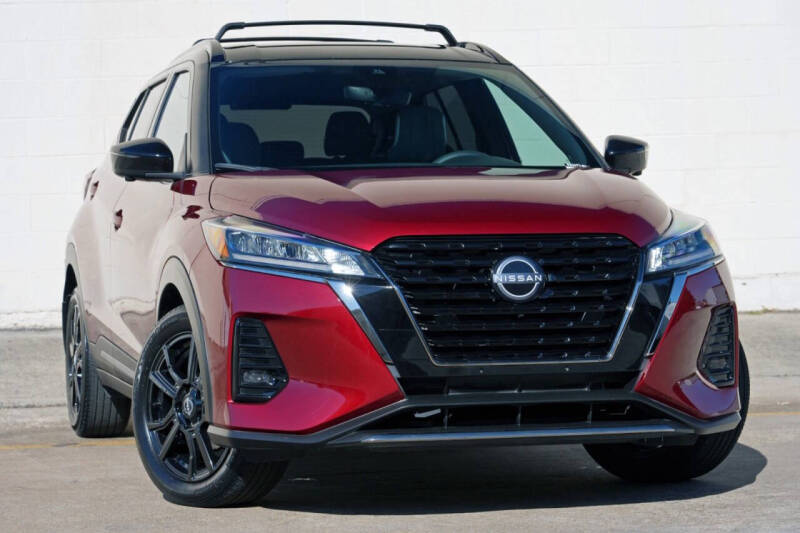 2023 Nissan Kicks SR