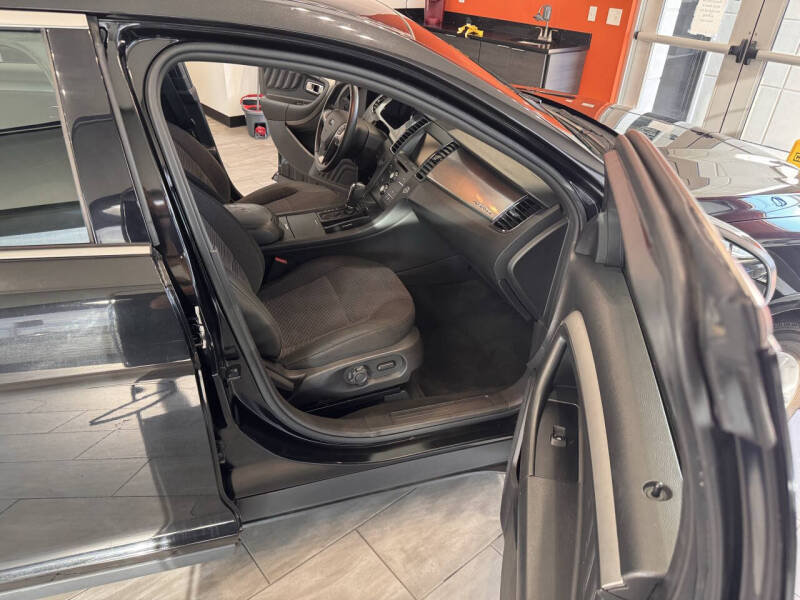 2014 Ford Taurus SEL