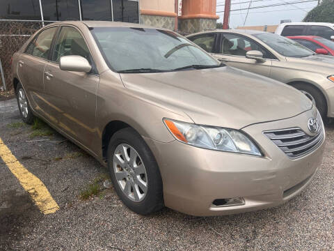 2007 Toyota Camry Hybrid for sale at HOUSTON SKY AUTO SALES in Houston TX