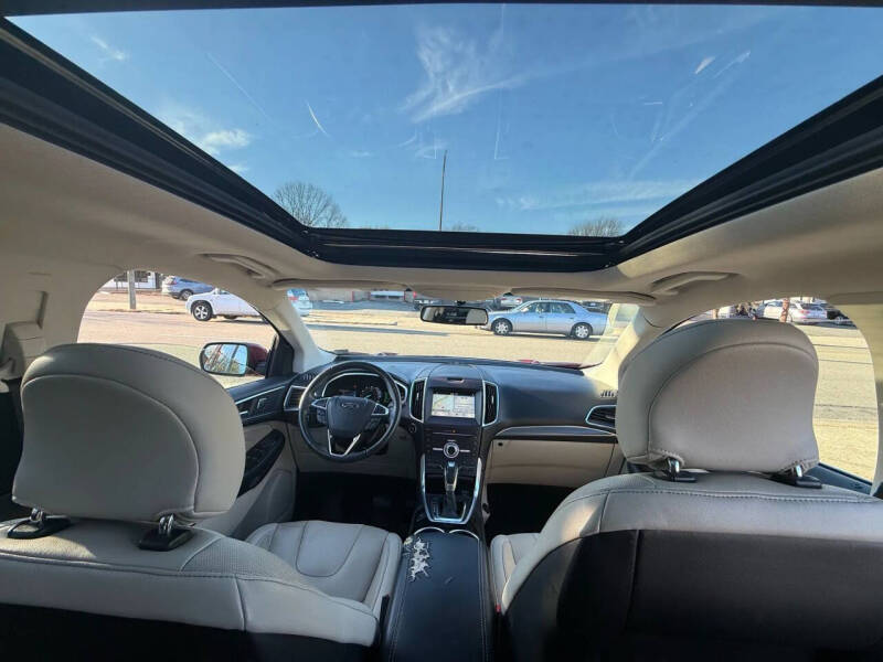 2017 Ford Edge Titanium