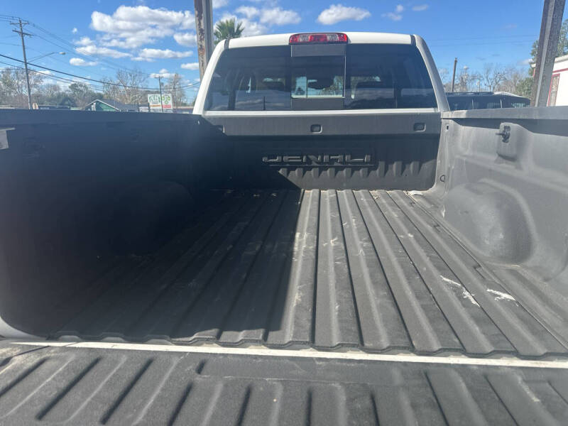 2017 GMC Sierra 2500HD Denali