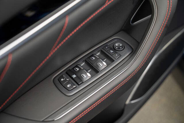 2024 Maserati Levante 14