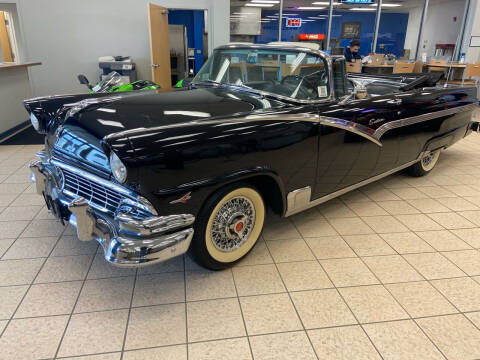 1956 Ford Sunliner