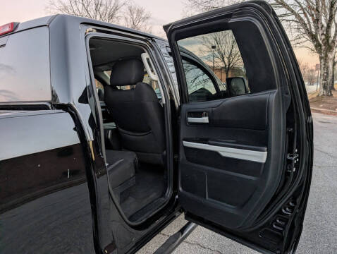 2015 Toyota Tundra SR5