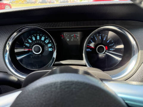 2014 Ford Mustang V6