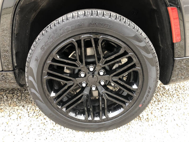 2024 Jeep Wagoneer Carbide