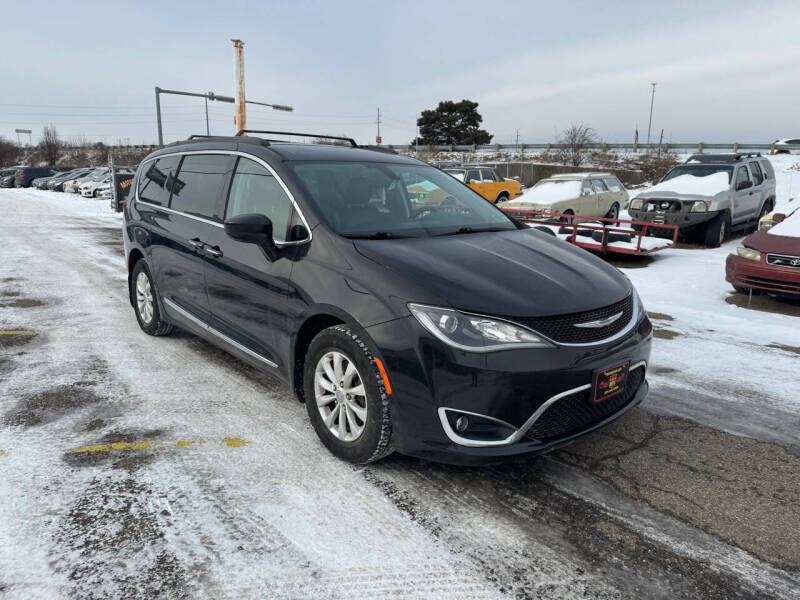 2017 Chrysler Pacifica for sale at Motors For Less in Canton OH