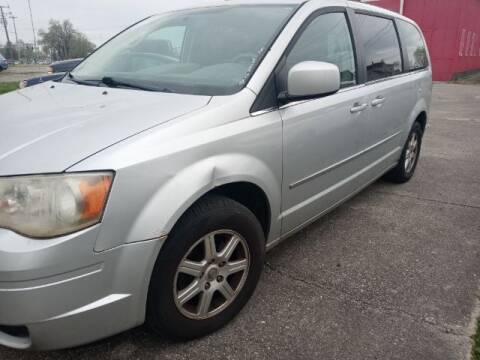 2010 Chrysler Town and Country for sale at MIDWESTERN AUTO SALES        "The Used Car Center" in Middletown OH