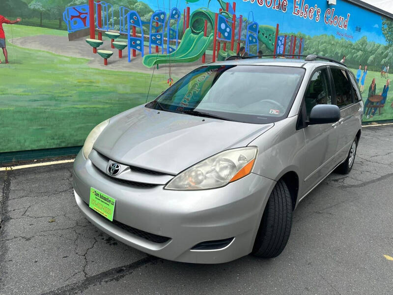 2008 Toyota Sienna for sale at Euro Automotive LLC in Falls Church VA