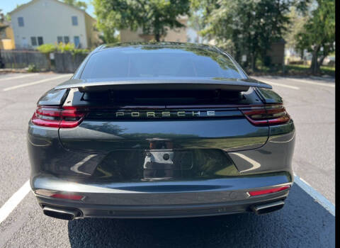2019 Porsche Panamera