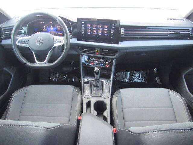 2025 Volkswagen Jetta SE