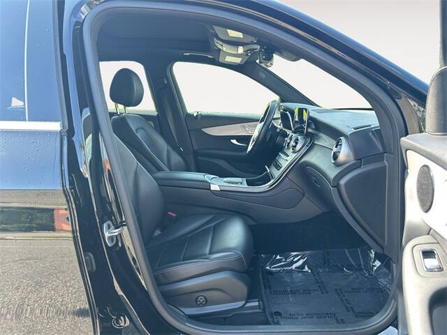 2022 Mercedes-Benz GLC GLC 300