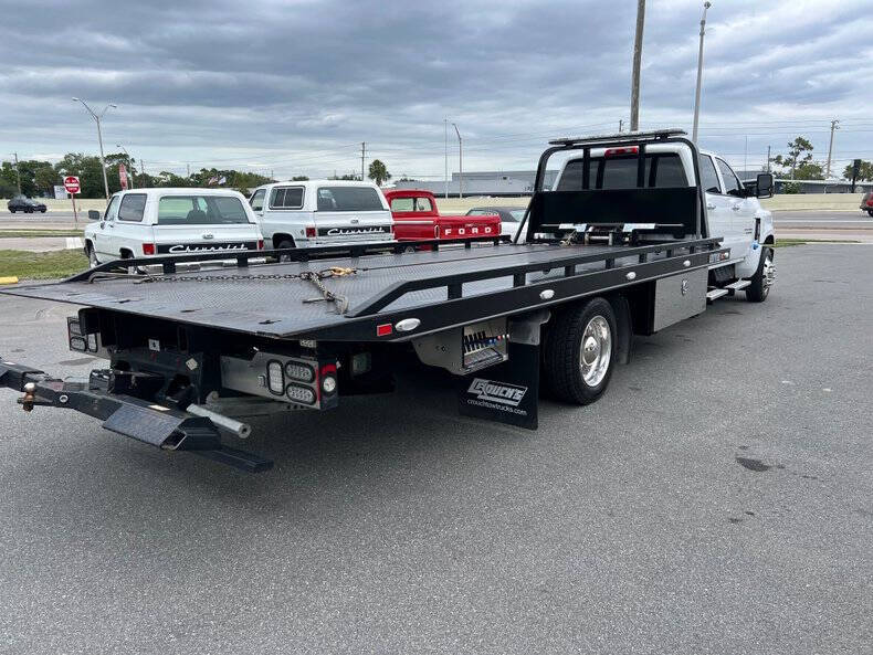 2022 Chevrolet Silverado 5500HD