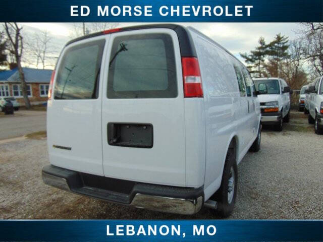 2025 Chevrolet Express 2500