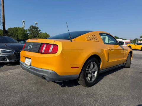 2012 Ford Mustang V6 Premium