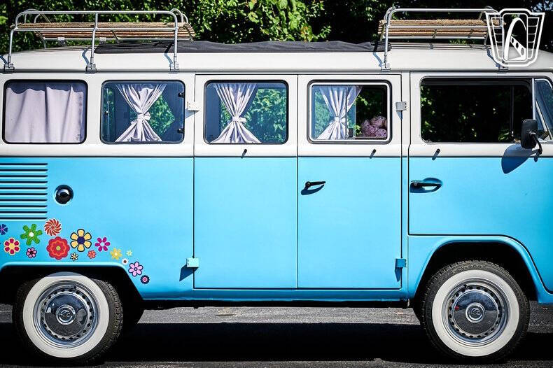 1990 Volkswagen Bus