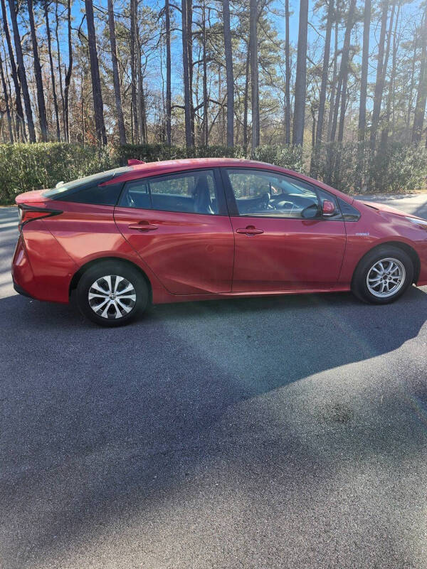 2019 Toyota Prius XLE AWD-e
